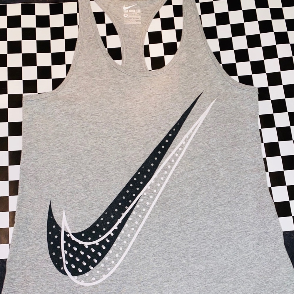 NIKE Women’s Workout Tank
